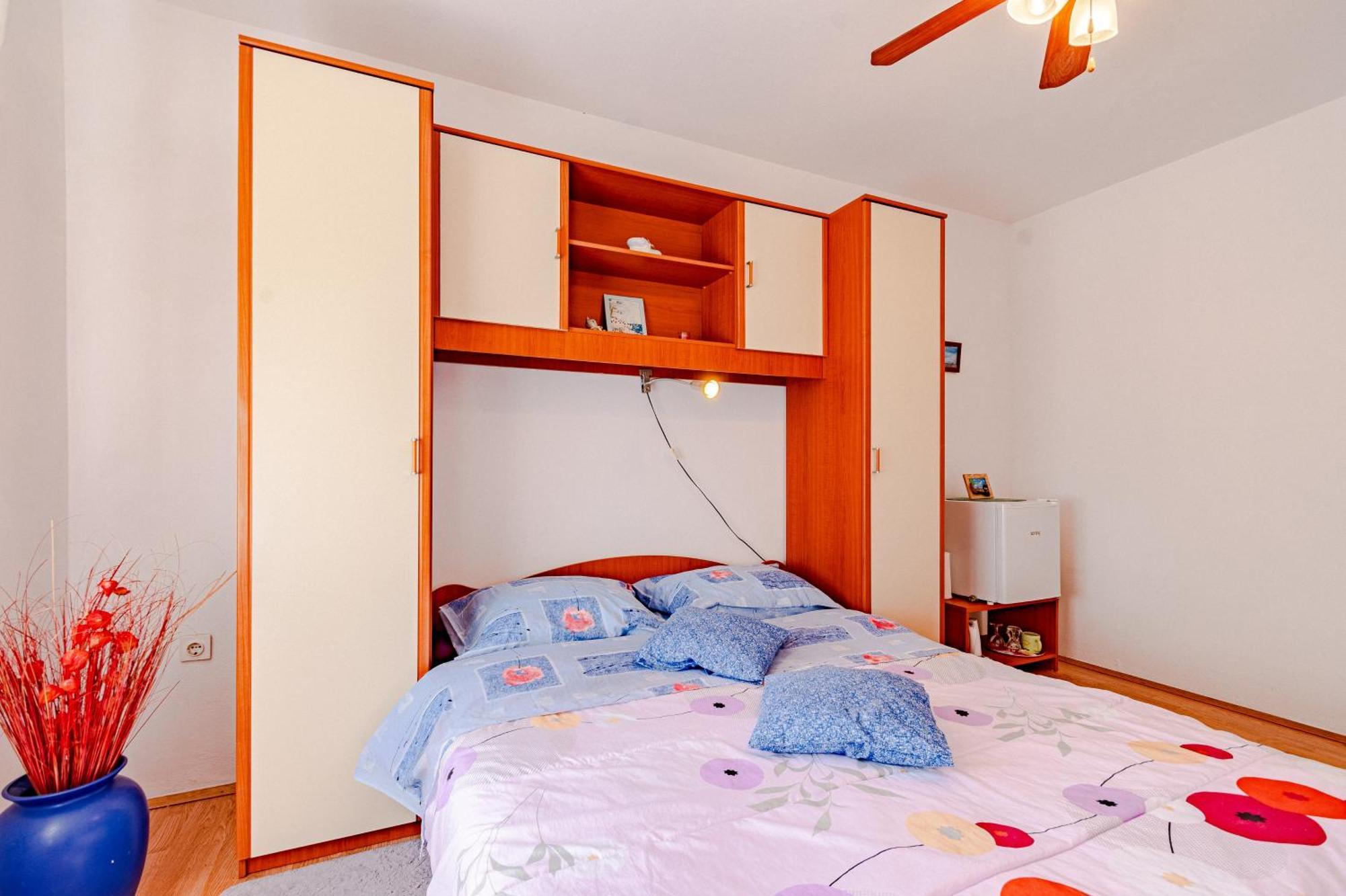 Apartments And Rooms With Parking Space Mali Ston Phòng bức ảnh